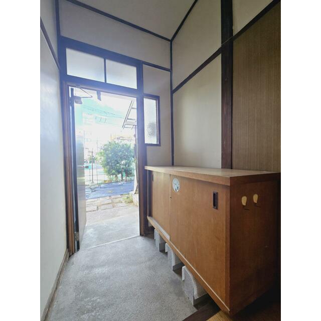 平塚市東八幡１丁目戸建（０２１１５２） 玄関