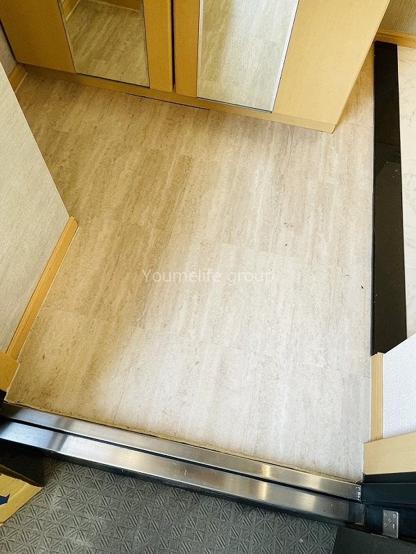 プレサスYTM 玄関