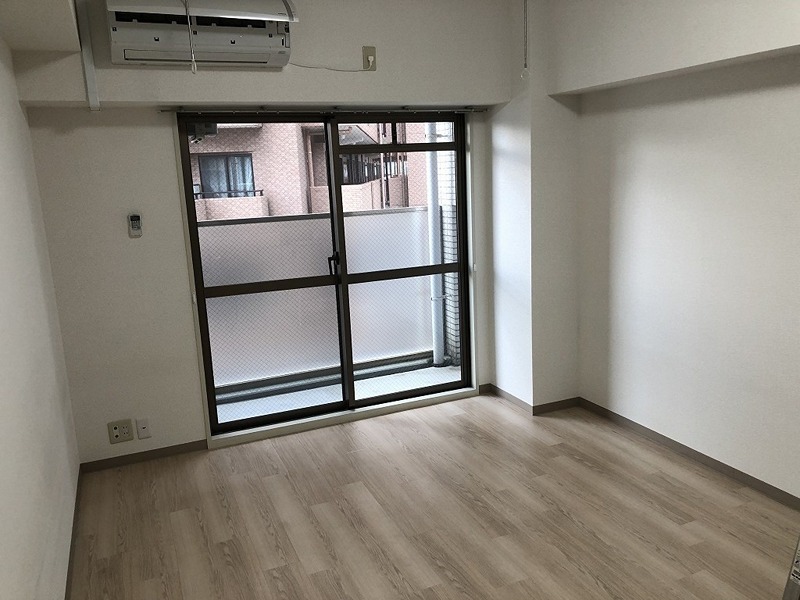 ケイ・ティ・ファースト（ＫＴファースト） リビング