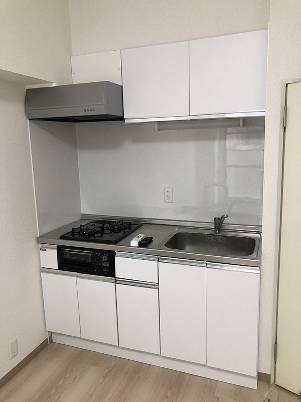 ケイ・ティ・ファースト（ＫＴファースト） キッチン