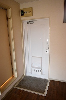 第三藤ビル 玄関