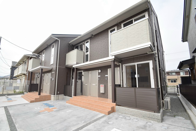 サントル ヴィラージュⅡ 102号室 外観