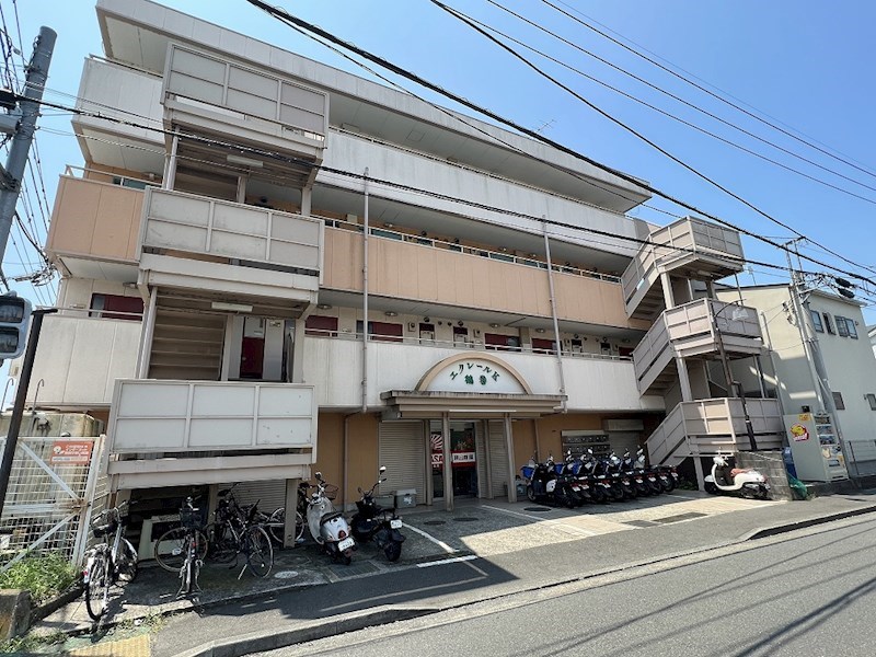 エクレールK鶴巻  402号室 外観