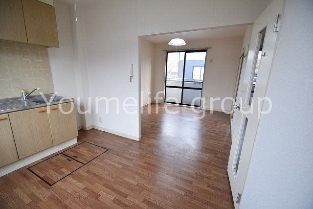 ハイツ彩風Ｃ リビング