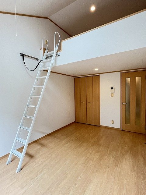 ミル　シャンブル  ベッドルーム