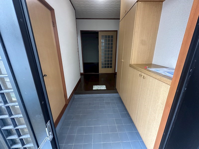 浜竹１丁目戸建 玄関