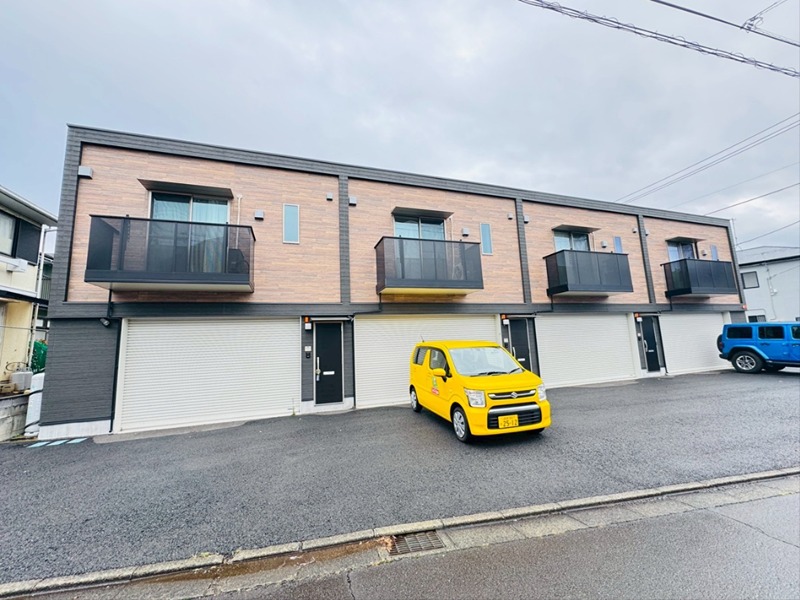 プレミアムガレージハウス秦野中井ICⅡ D号室 外観