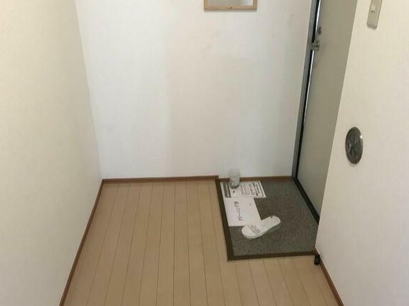 アークサカワ 玄関