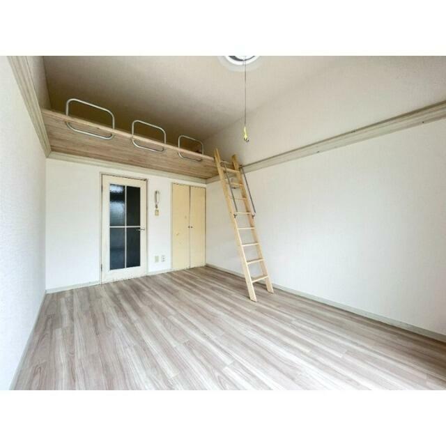 レオパレス茅ヶ崎第一 ベッドルーム
