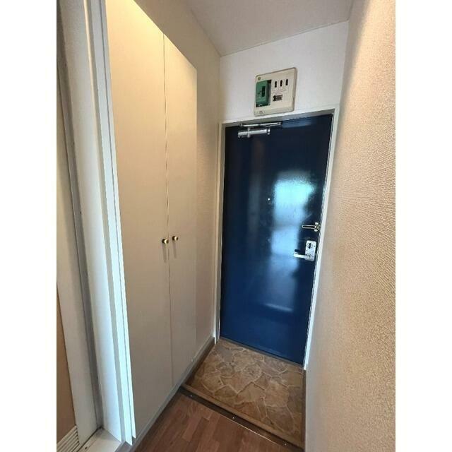 レオパレス茅ヶ崎第一 玄関