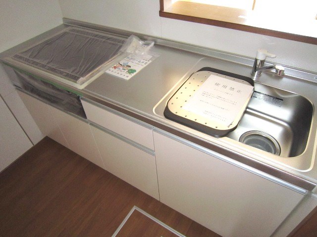 スクローファ　オル キッチン