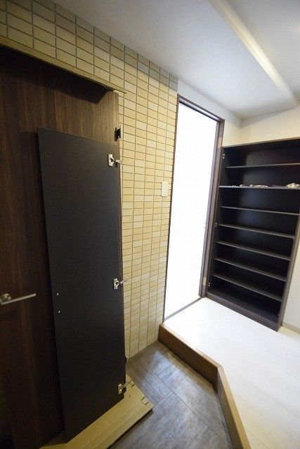 ドマーニ伊勢原 玄関