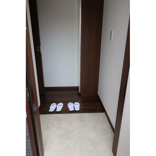 アムール渚 玄関