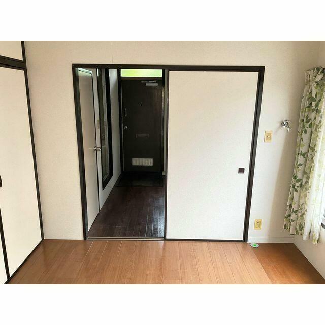 中津川アパート 玄関
