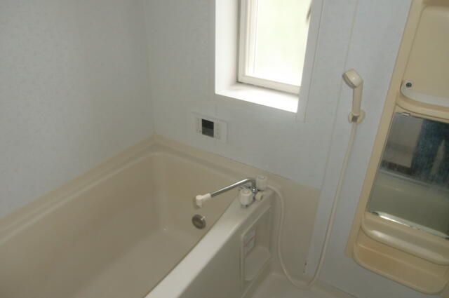 ロワジール緑園　C棟 風呂画像