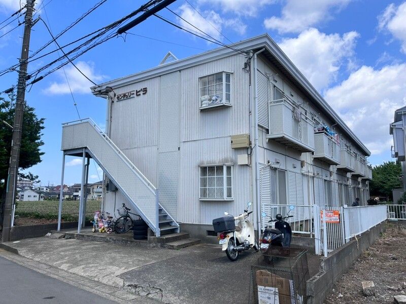 センチュリーピラ 外観