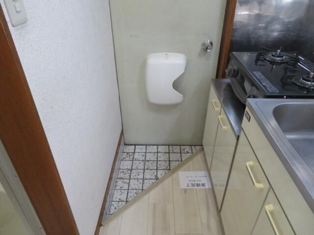 コーポつくし 玄関