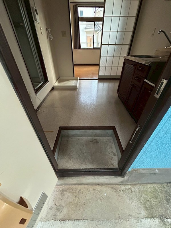 サンシャインホームコジマ 玄関