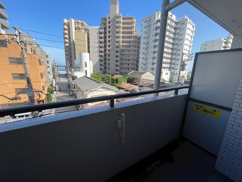 ライオンズマンション湘南江の島 ベランダ
