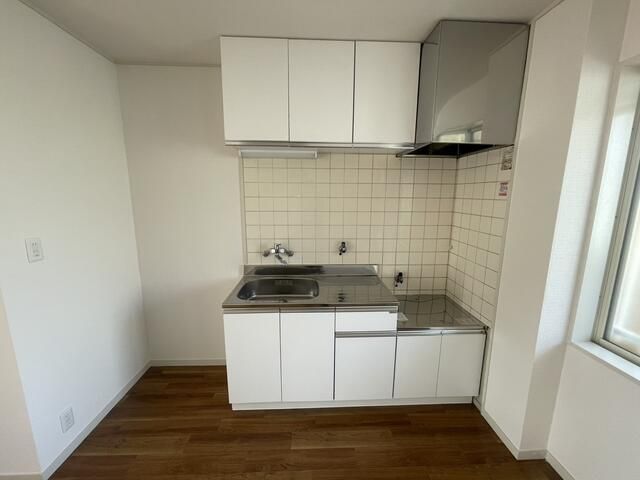 仰玉園 キッチン