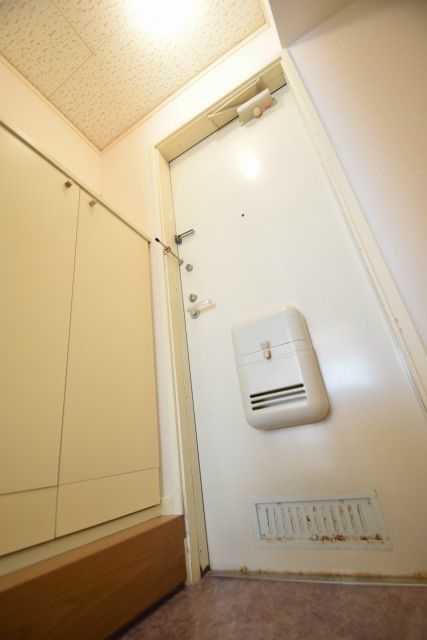 ディアコート開成ⅡＢ 玄関