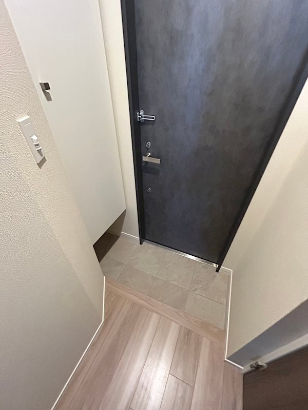 アジュール 玄関