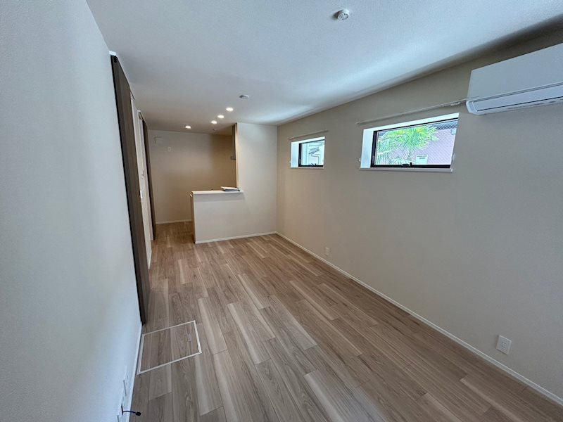 アジュール リビング