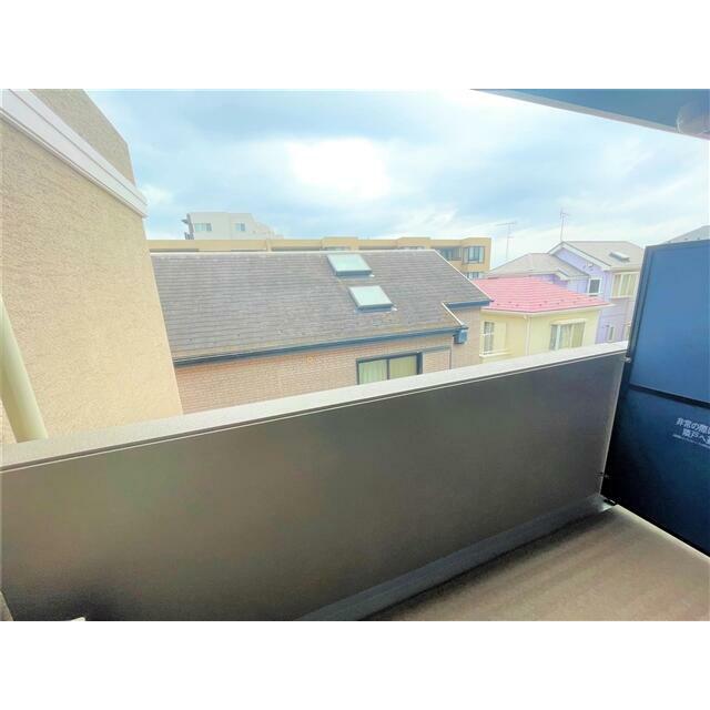 プライマル片瀬江ノ島 ベランダ