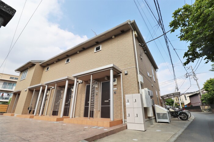 エスポワール鵠沼 201号室 外観