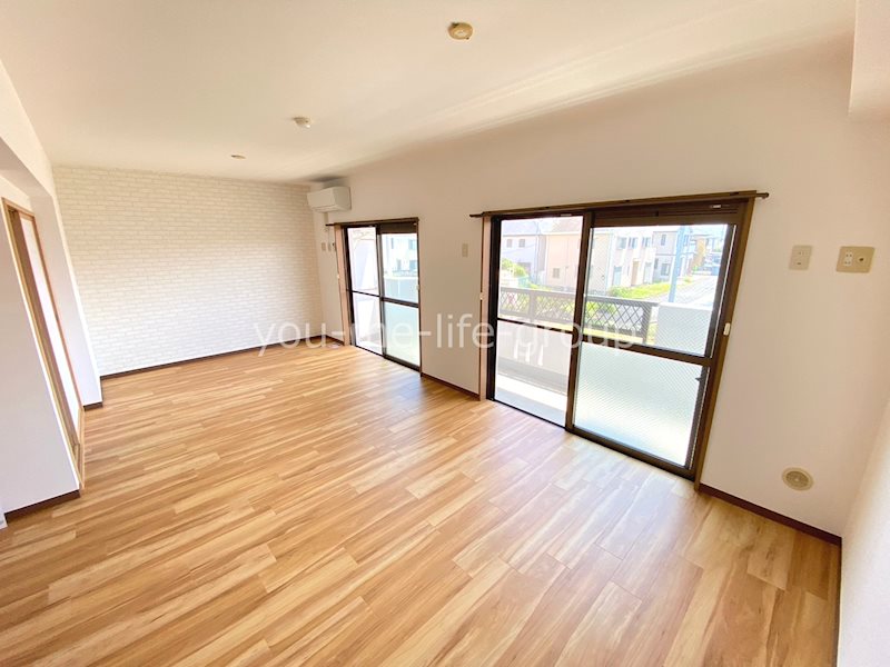 エスト リビング