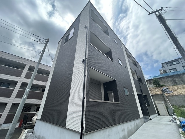 ジーメゾン綾瀬上土棚 302号室 外観