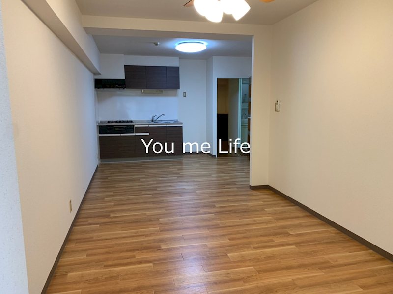 アーバンスプラザイシワタ３ リビング