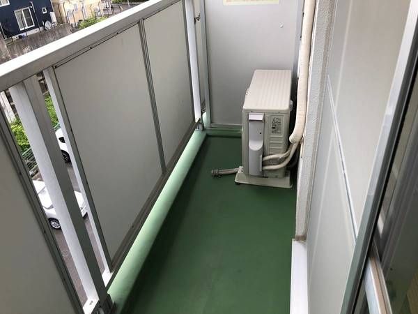 ビレッジハウス亀井野4号棟 ベランダ