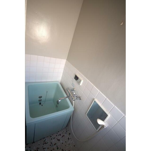 金子貸家 風呂画像