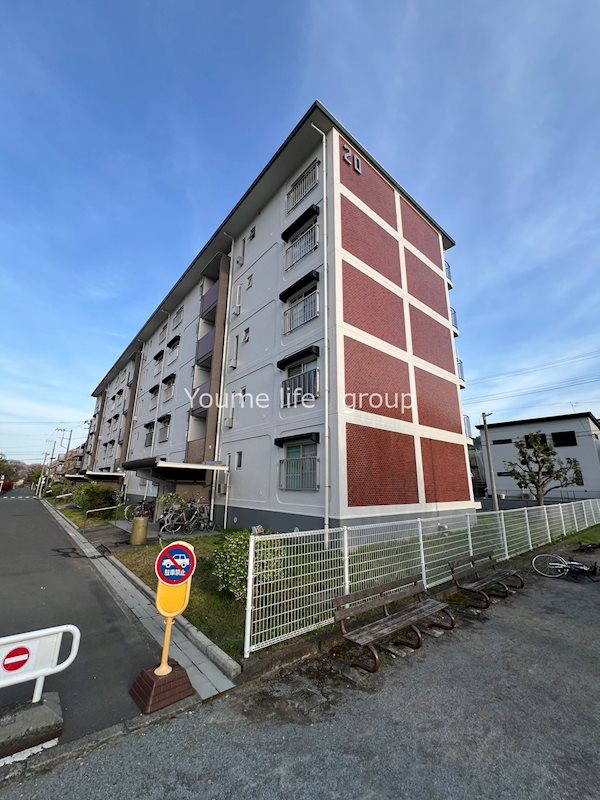 平塚高村団地 20号棟の写真1