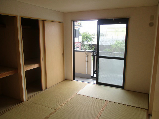 ベッドルーム