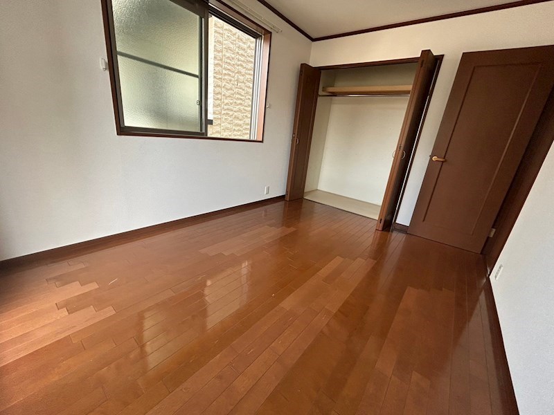 栄町　 ベッドルーム