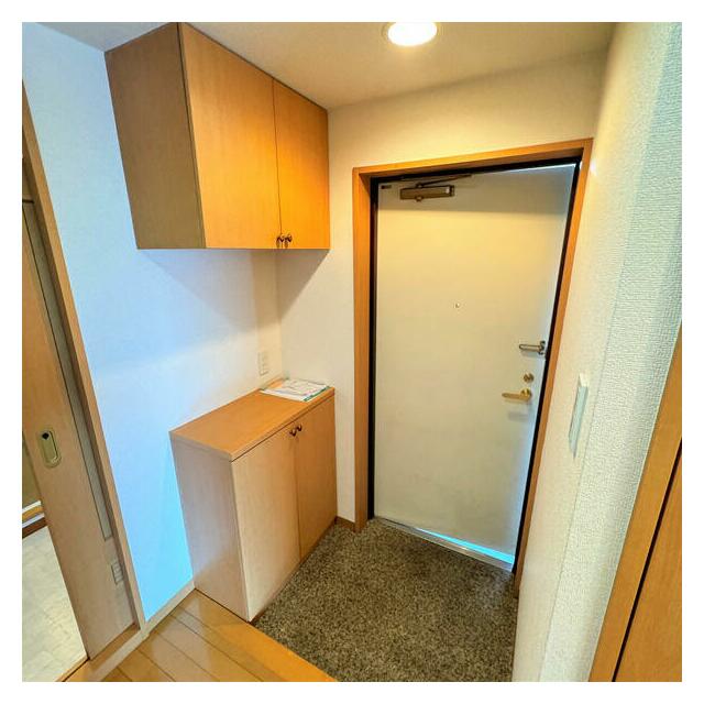 ＭＯＤＥＲＮＯ 玄関