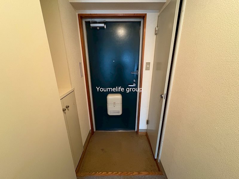 ベルフラワーハイツ伊勢原 玄関