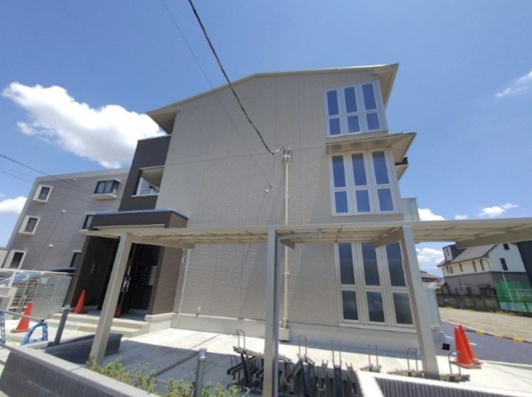 Premium Court 105号室 外観