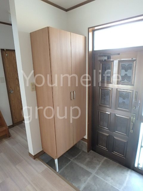 パレス金子E棟 玄関