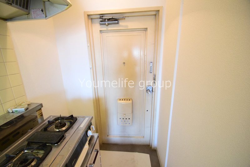 セレッサビル 玄関