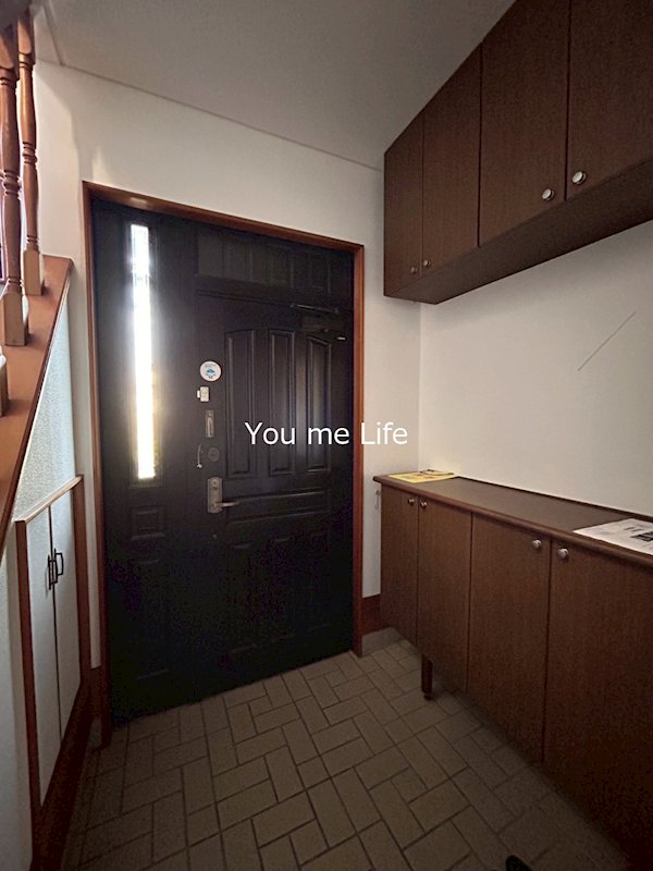 泉区中田東1丁目貸家 玄関