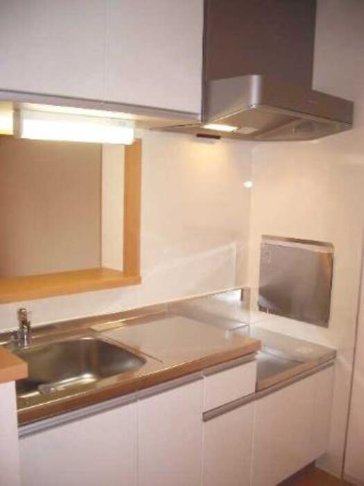 スリーエイト扇 キッチン