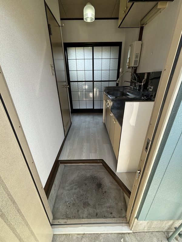 クロノス秦野東海大学前 玄関