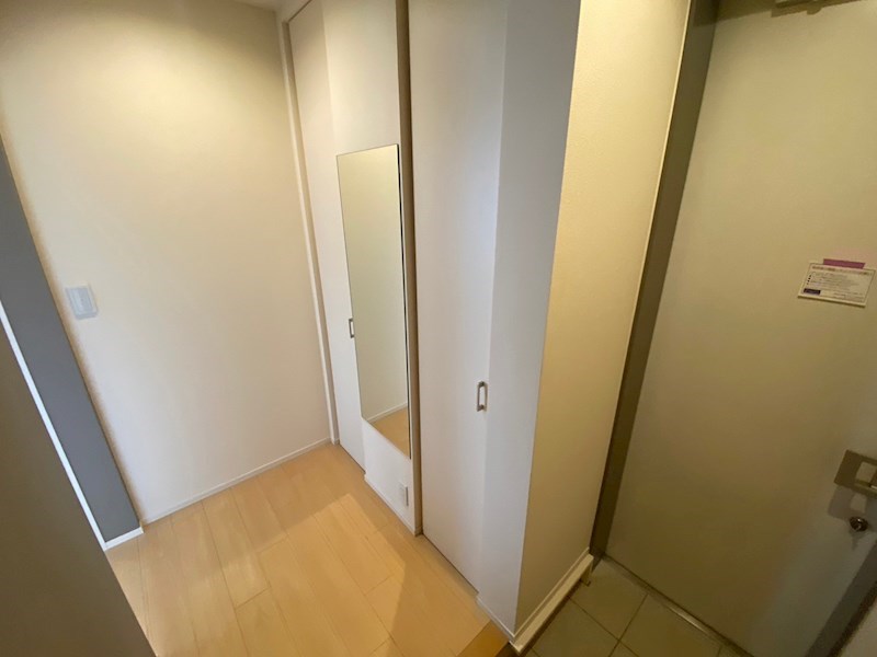 グロワール　プルミエ 玄関