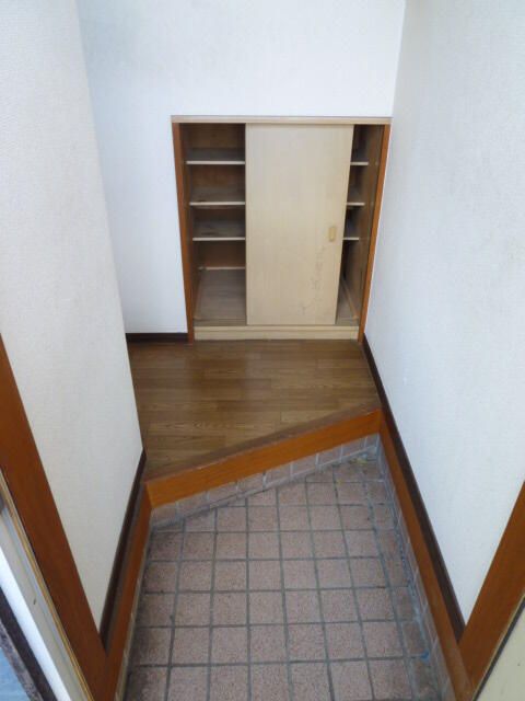 ＭＫコーポ 玄関