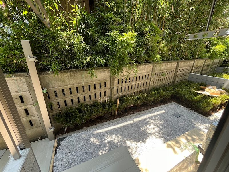 AI・Grandir鎌倉 ベランダ