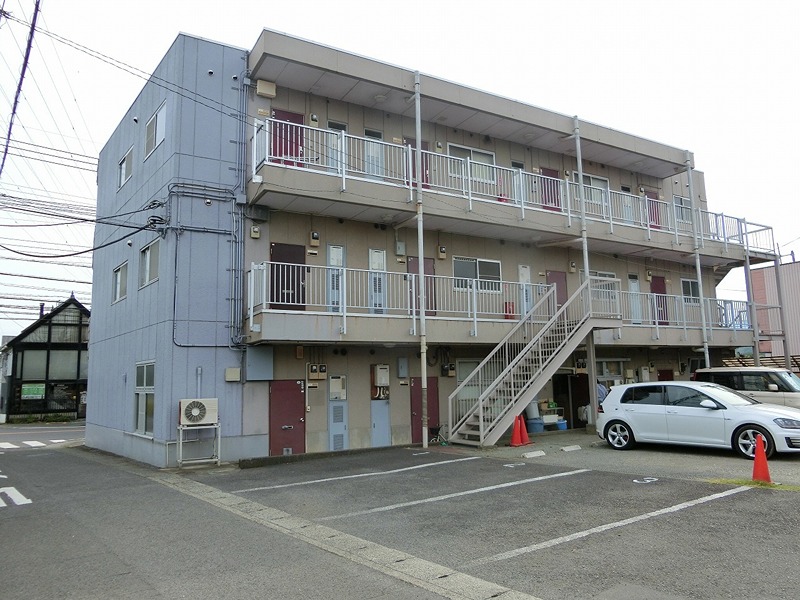ハイツ堂山 301号室 外観