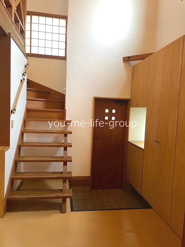 松田町寄貸戸建 玄関